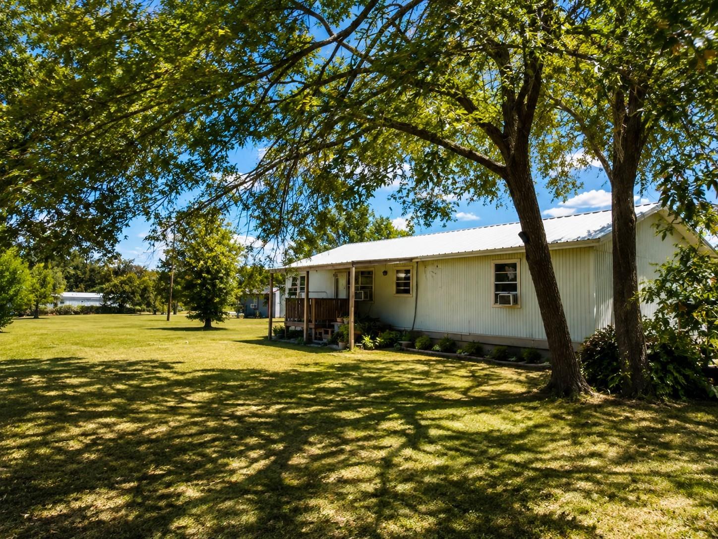 3213 Bob Mathews St