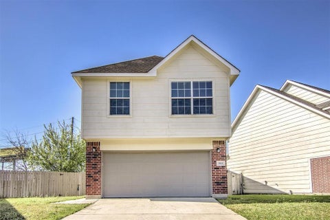 Photo of 9811 S Galwan Circle, Houston, TX 77070 (MLS # 11837048)