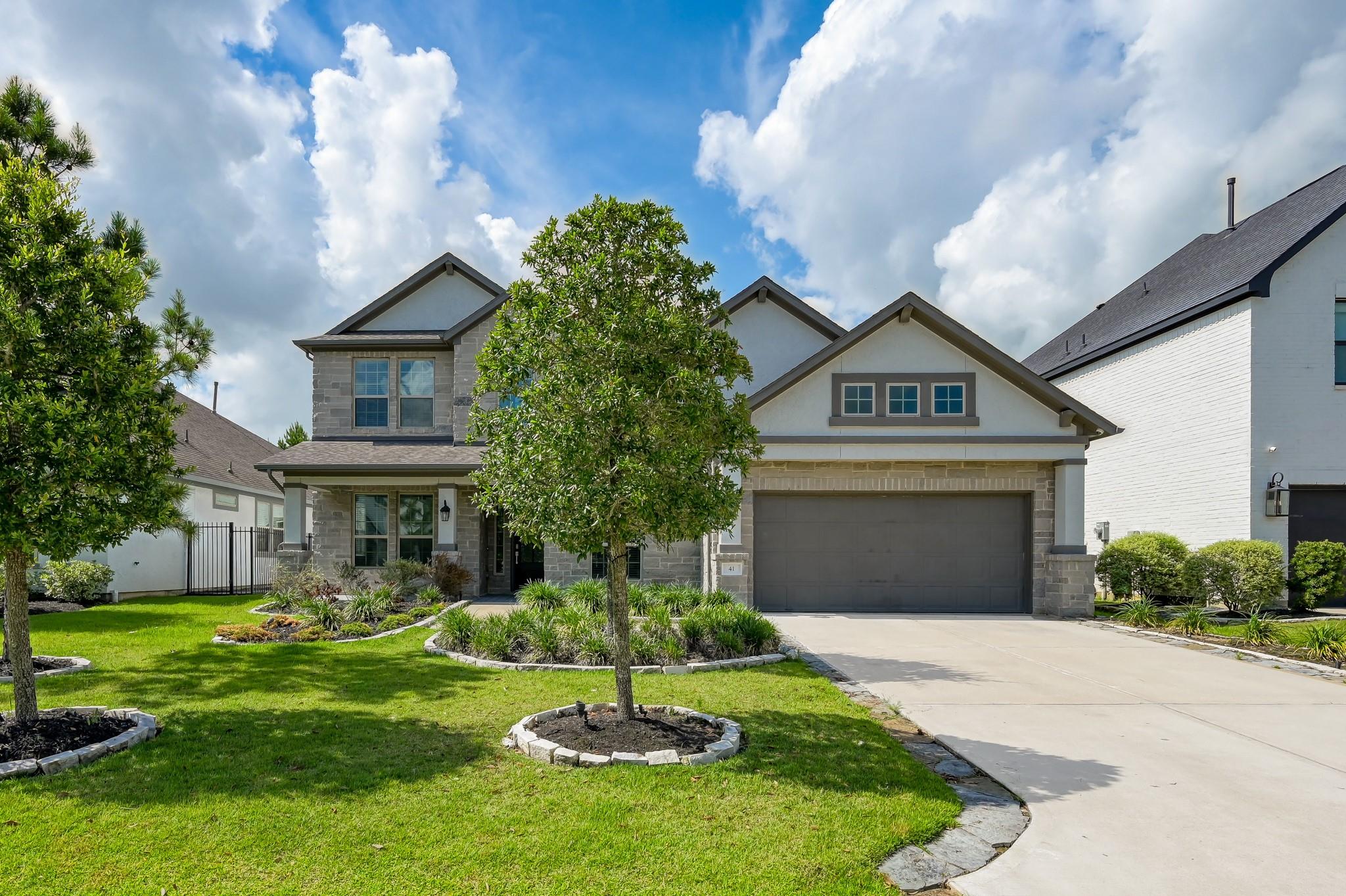 41 Snowdrop Lily Drive