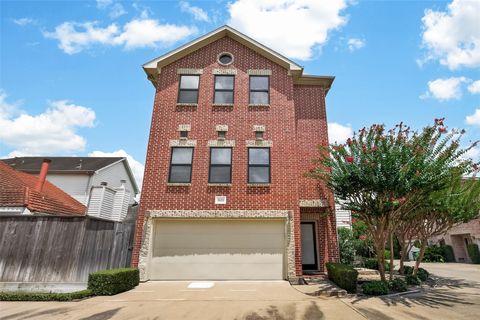 Photo of 5653 Pine Street, Houston, TX 77081 (MLS # 81351703)