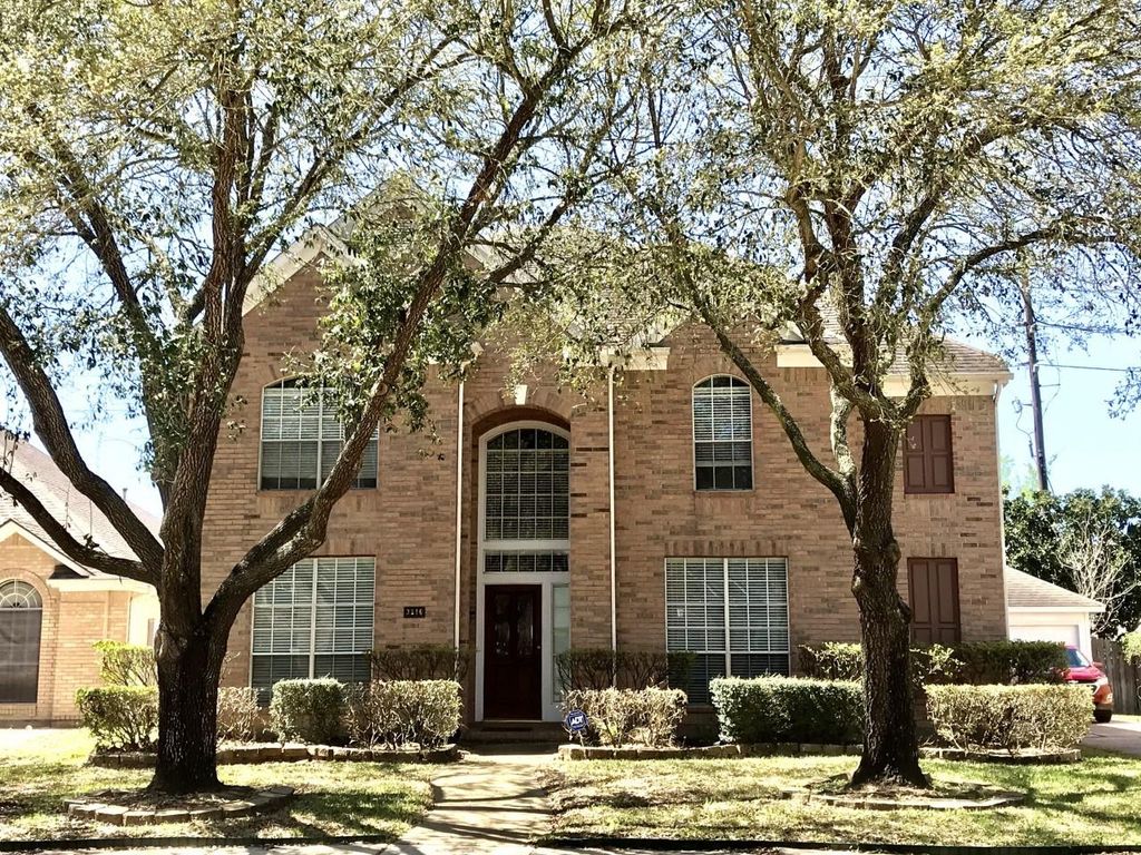 Photo of 3216 Shadowwalk Drive, Houston, TX 77082 (MLS # 34999500)