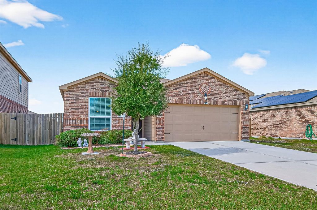 Photo of 15315 Crescent Brookfield Drive, Humble, TX 77396 (MLS # 60297033)