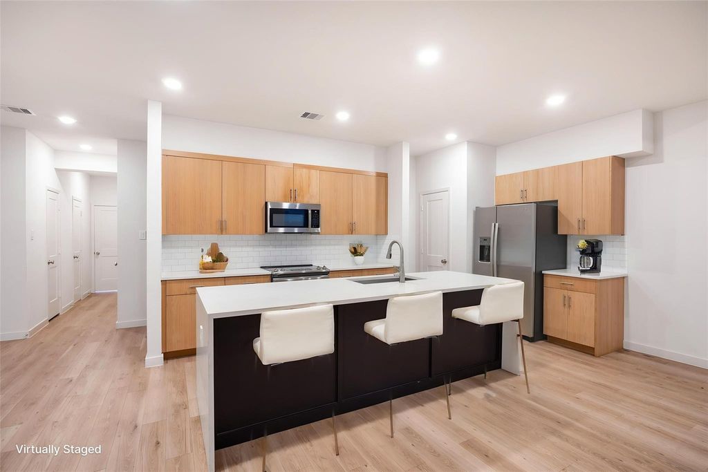 Photo of 2517 Appian Way #B, Roman Forest, TX 77357 (MLS # 42825515)