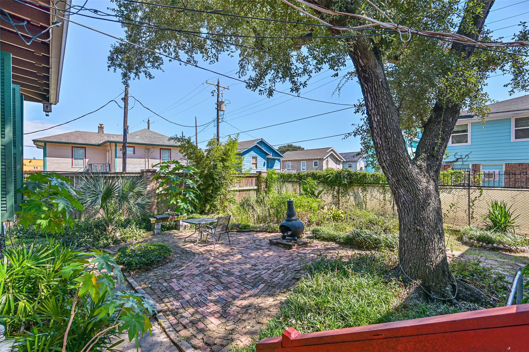 Galveston, Texas 77550, United States, 5 Bedrooms Bedrooms, ,3 BathroomsBathrooms,Residential,Active,222063