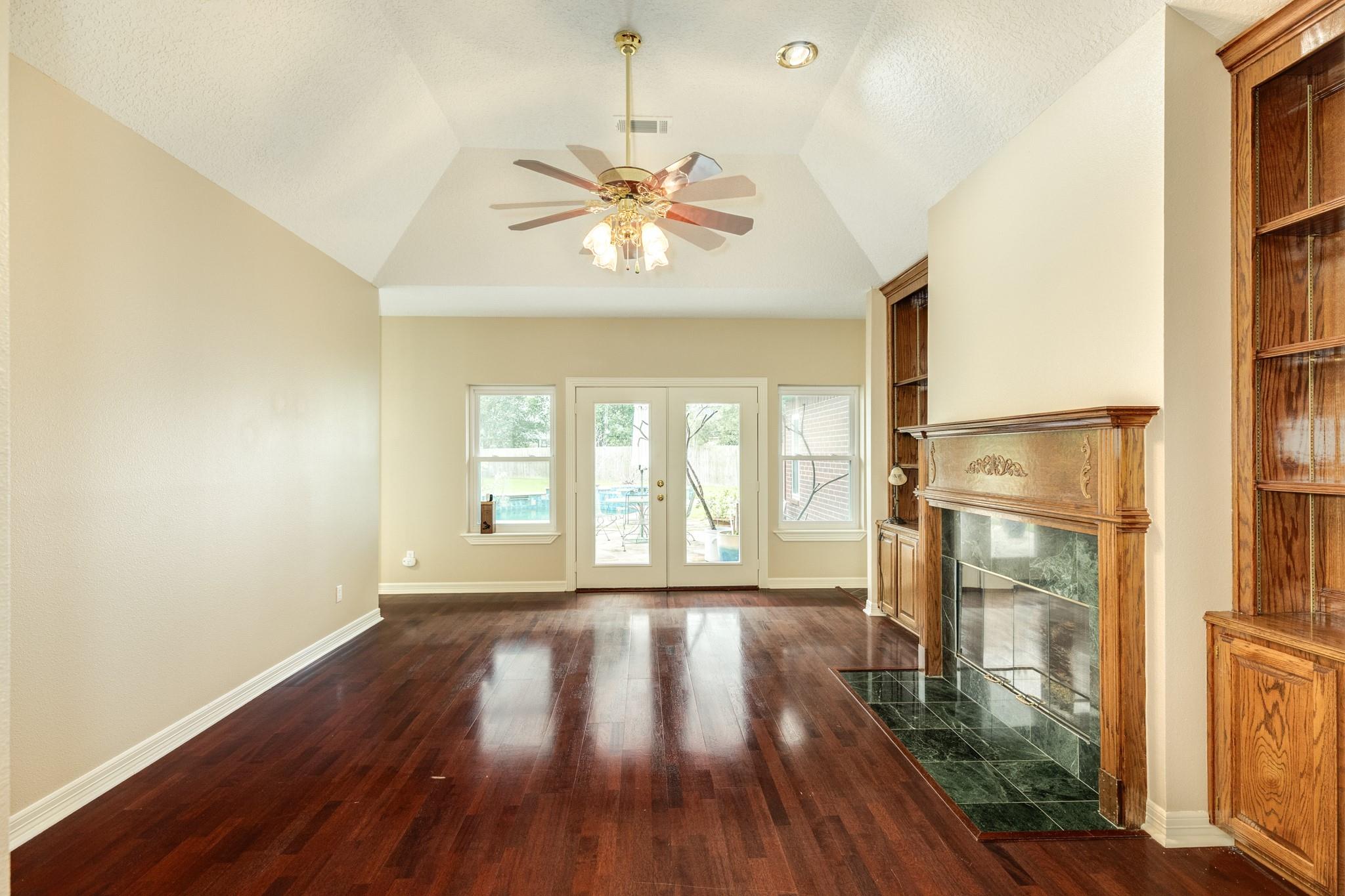 55 Mandevilla Court