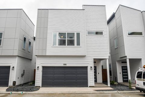 Photo of 1106 Paul Quinn Street #K, Houston, TX 77091 (MLS # 8000667)