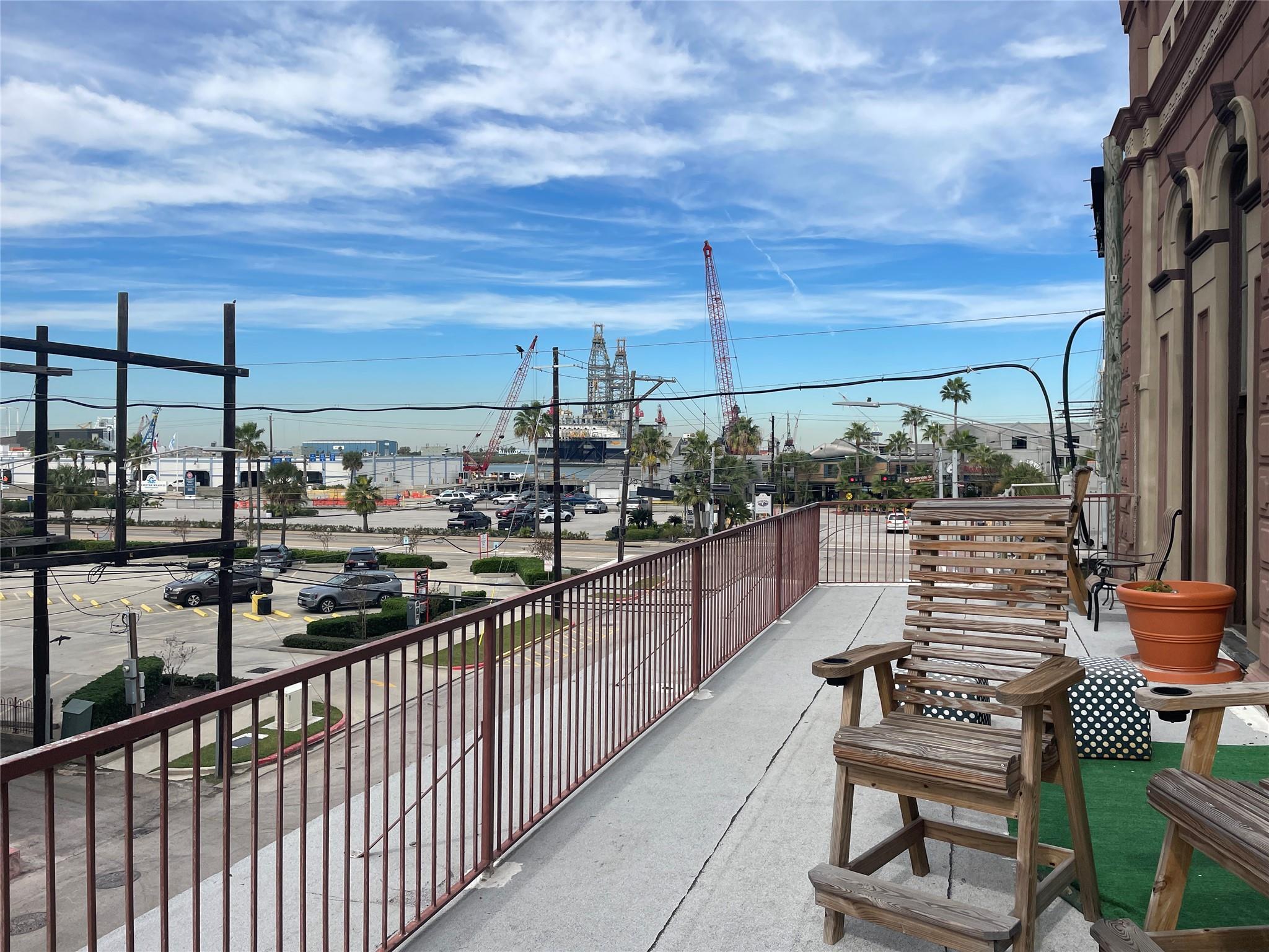 2118 Strand Street 208