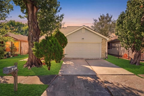 Photo of 12719 Hollandale Drive, Houston, TX 77082 (MLS # 77425048)