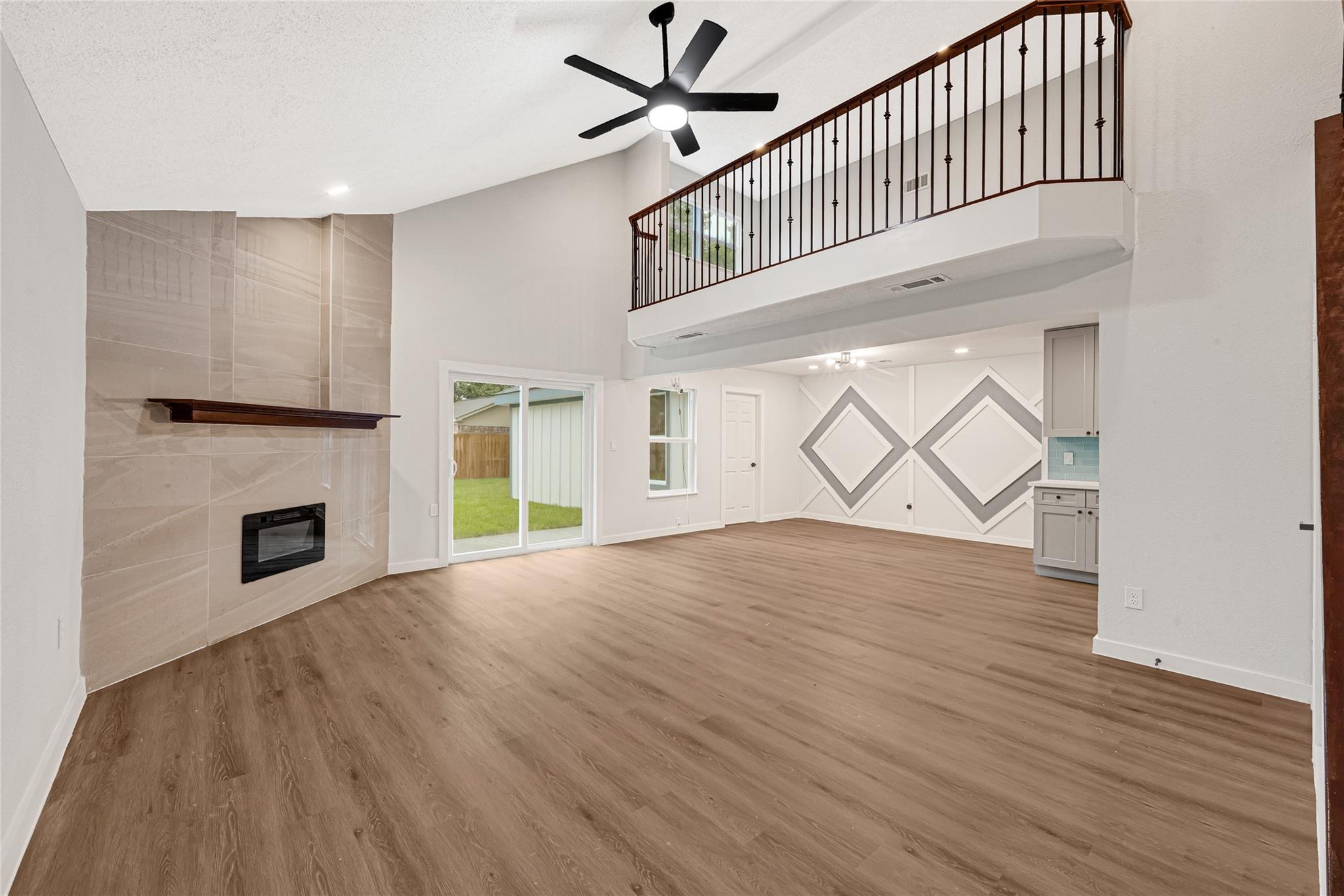 3415 Lapstone Drive