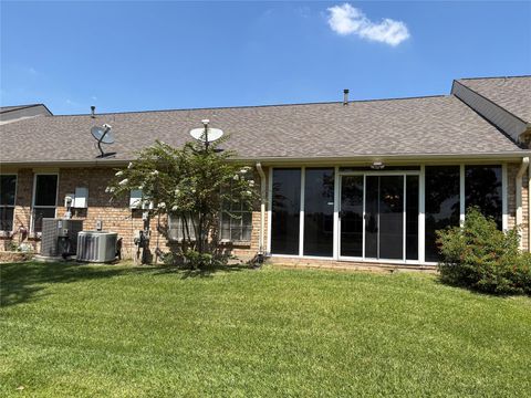 3526 Teakwood Lane Pearland TX 77584