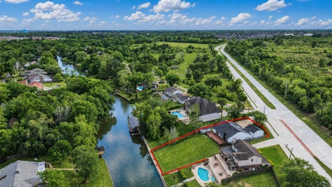 Photo of 2703 Shady Lane, Webster, TX 77598 (MLS # 25697205)