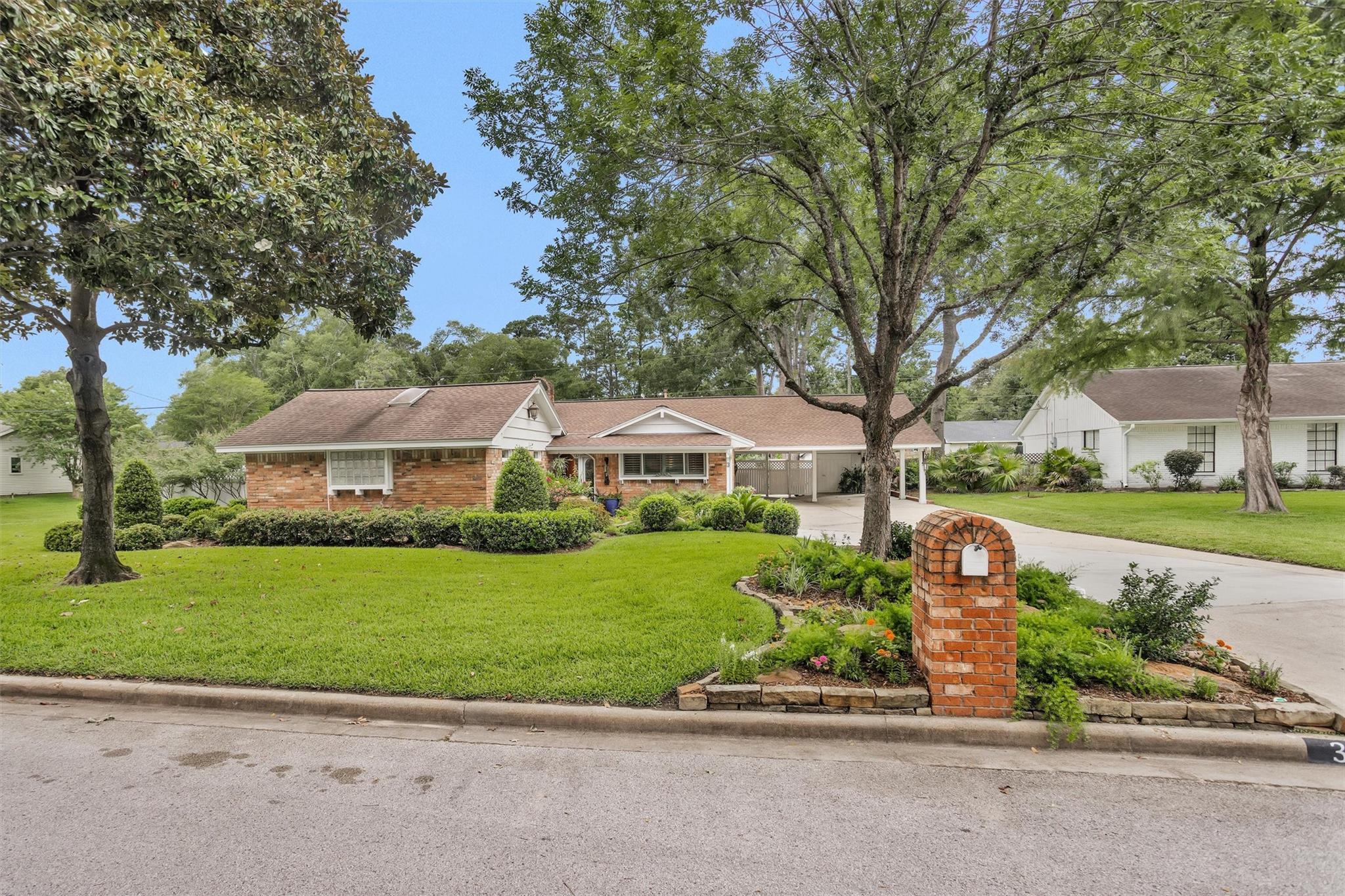 3 Fairway Drive
