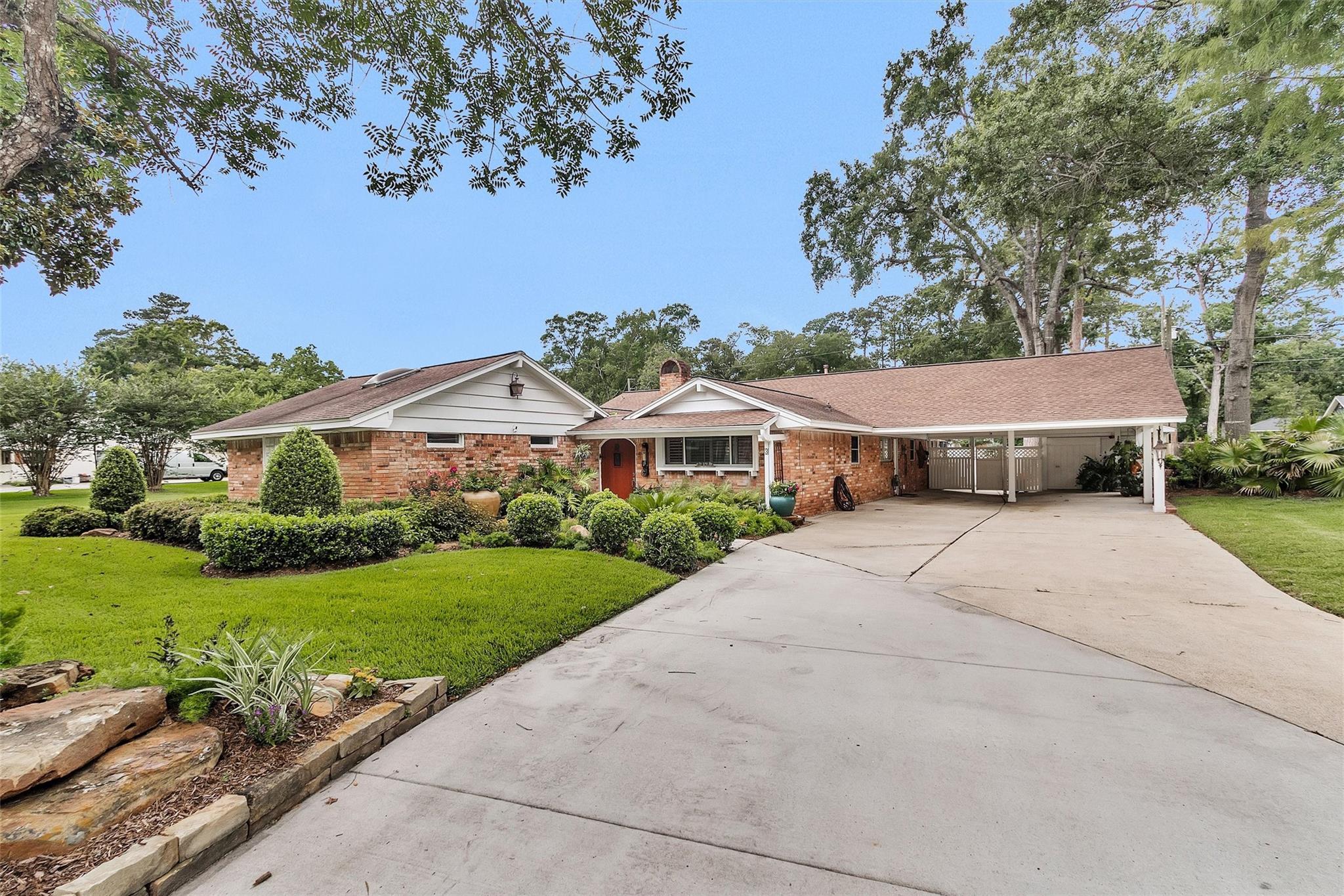 3 Fairway Drive