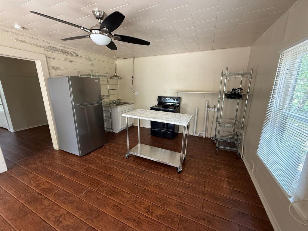 Photo of 2812 Angier Road, Huntsville, TX 77340 (MLS # 52960590)