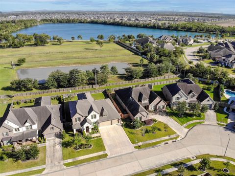 1417 Summer Field Lane Friendswood TX 77546