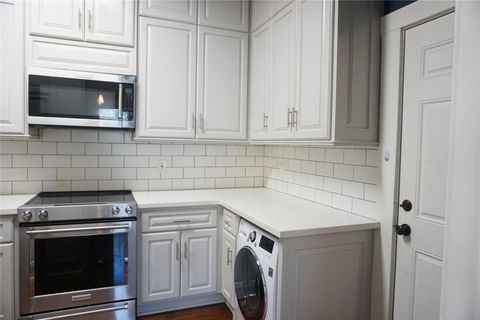 Tiny photo for 1912 Ridgewood Street, Houston, TX 77006 (MLS # 14748557)