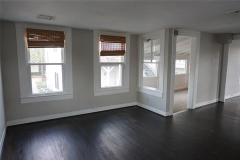 Tiny photo for 1912 Ridgewood Street, Houston, TX 77006 (MLS # 14748557)