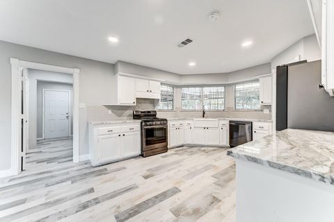 Tiny photo for 25869 Magnolia Drive, Splendora, TX 77372 (MLS # 32766739)