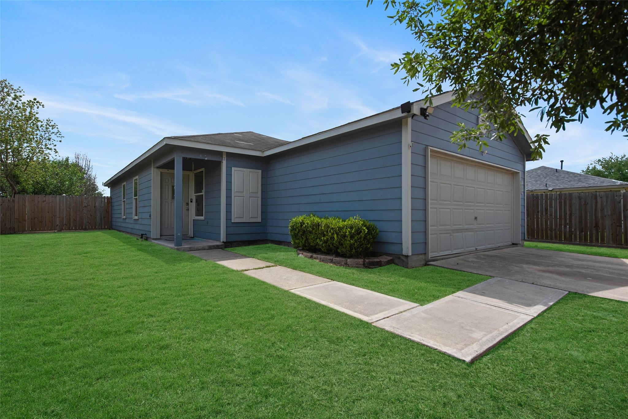 7939 Yaupon View Drive