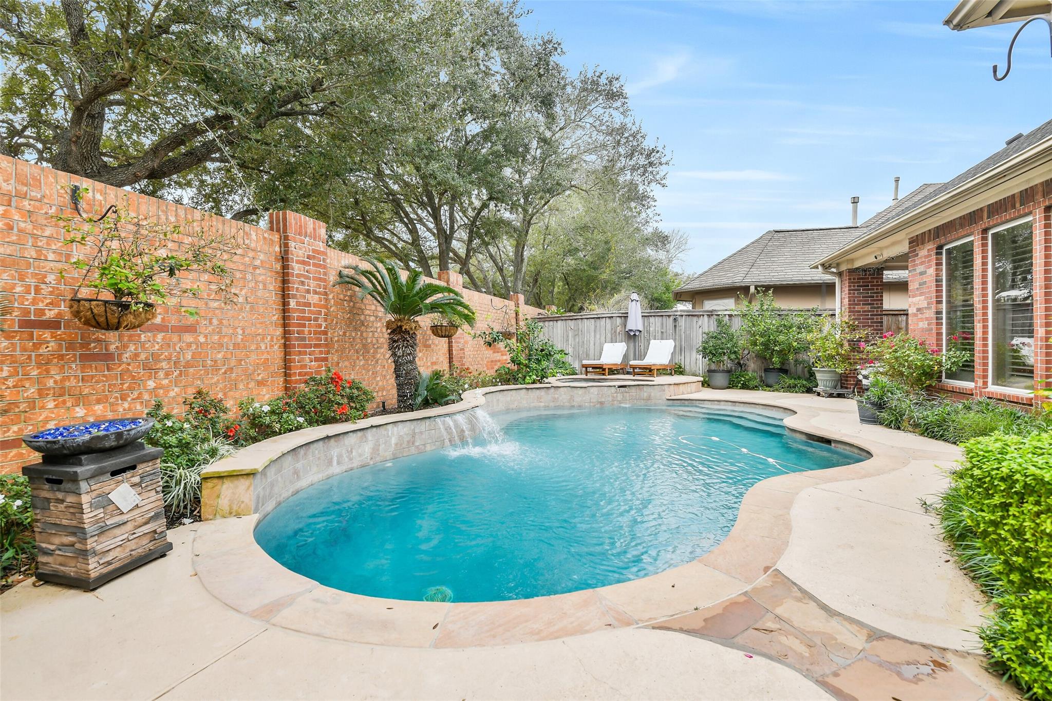 11413 Gallant Ridge Lane