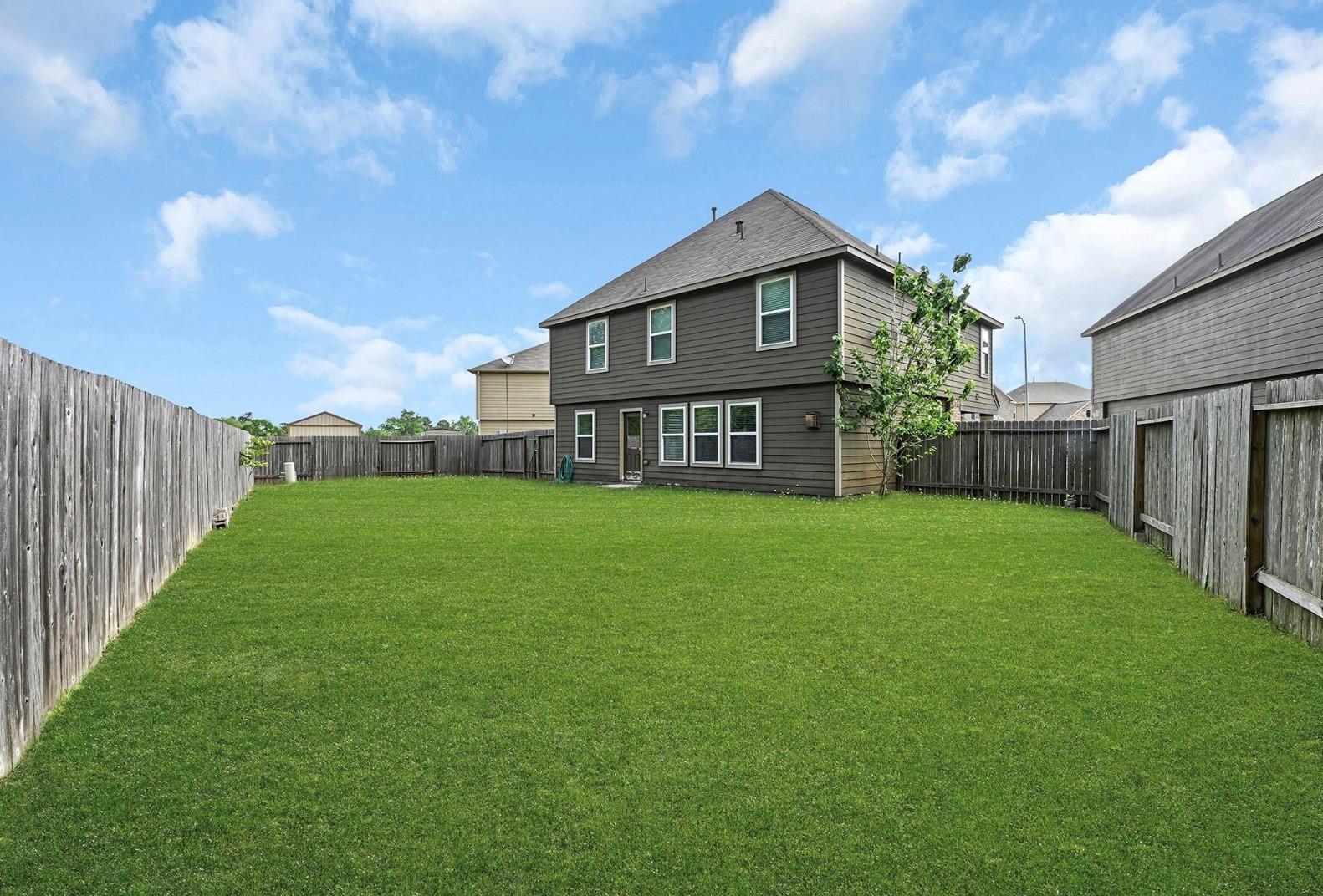 21311 Fox Walk Trail