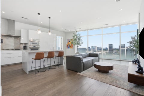 Condo For Sale - 4521 San Felipe Street #1904<br/> Houston, TX 77027