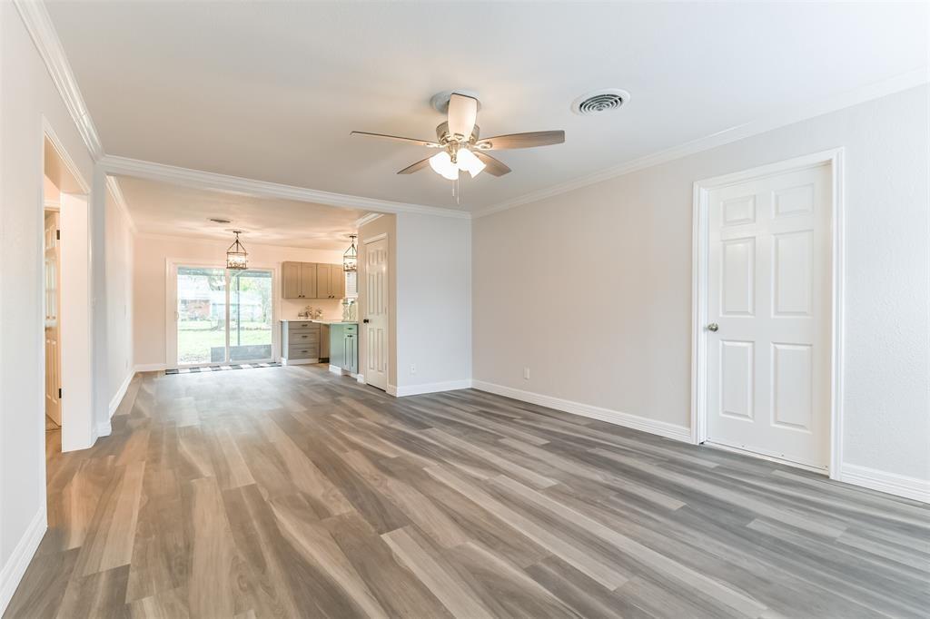 1309 W Lang Street