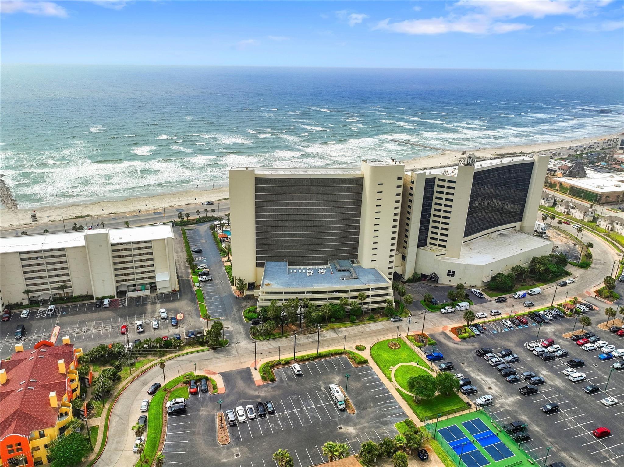 5220 Seawall Boulevard 437C