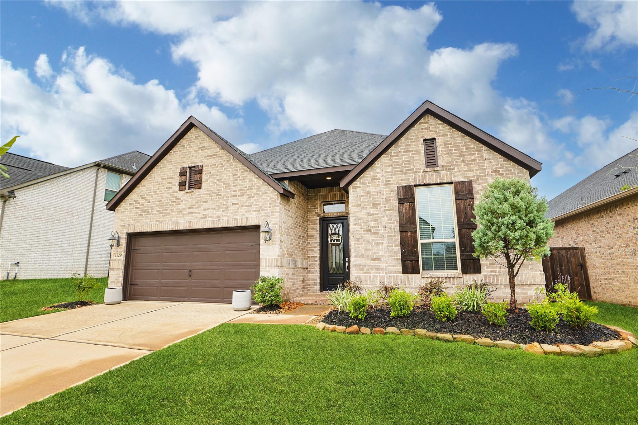 1329 Knollbridge Point Lane