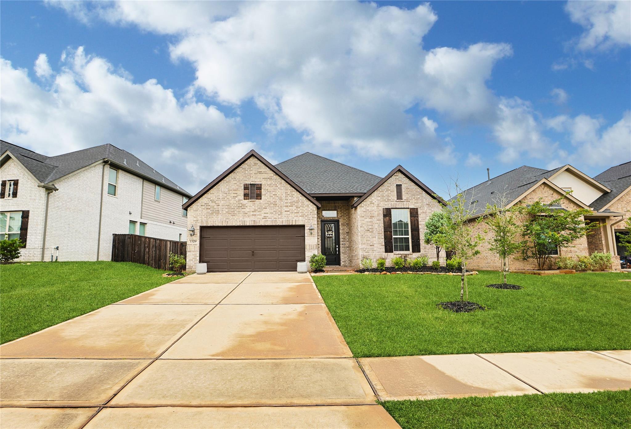 1329 Knollbridge Point Lane