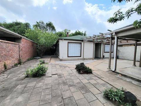 Tiny photo for 13007 Bacard Lane, Houston, TX 77099 (MLS # 74645335)
