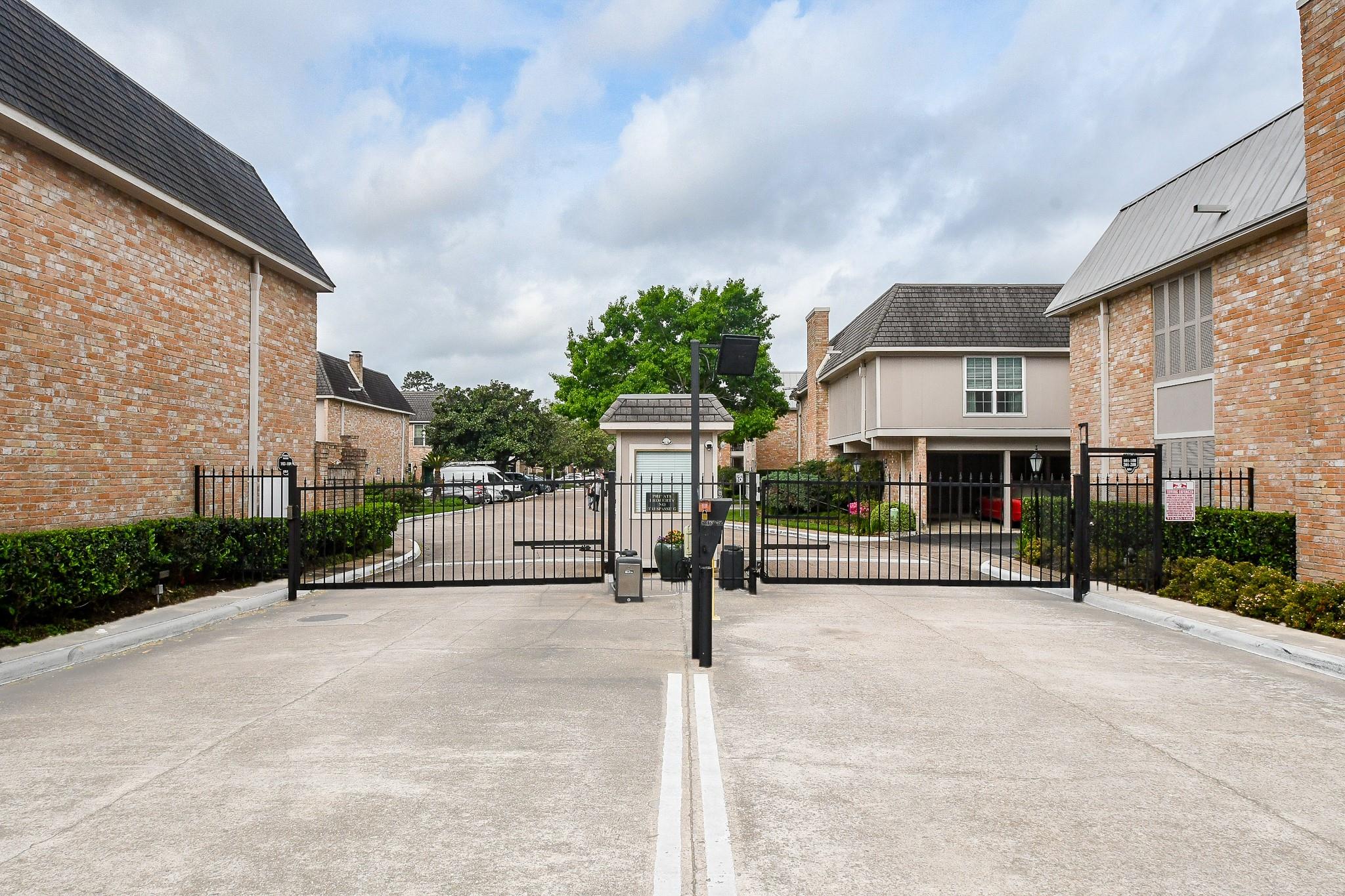 Houston, Texas 77063, United States, 1 Bedroom Bedrooms, ,1 BathroomBathrooms,Residential,Active,216179