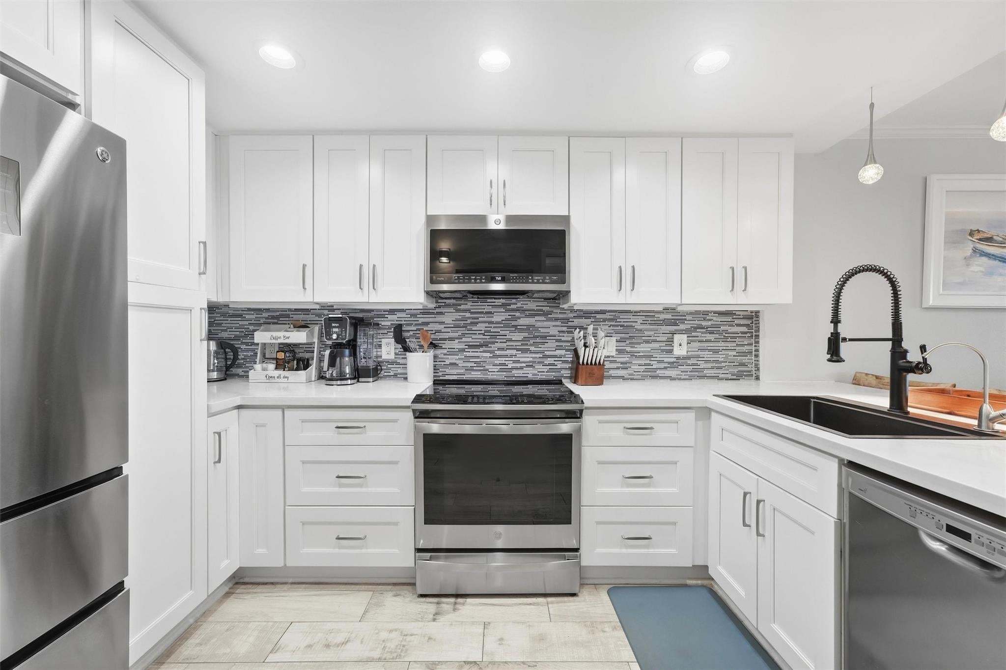 7310 Seawall Boulevard 1105