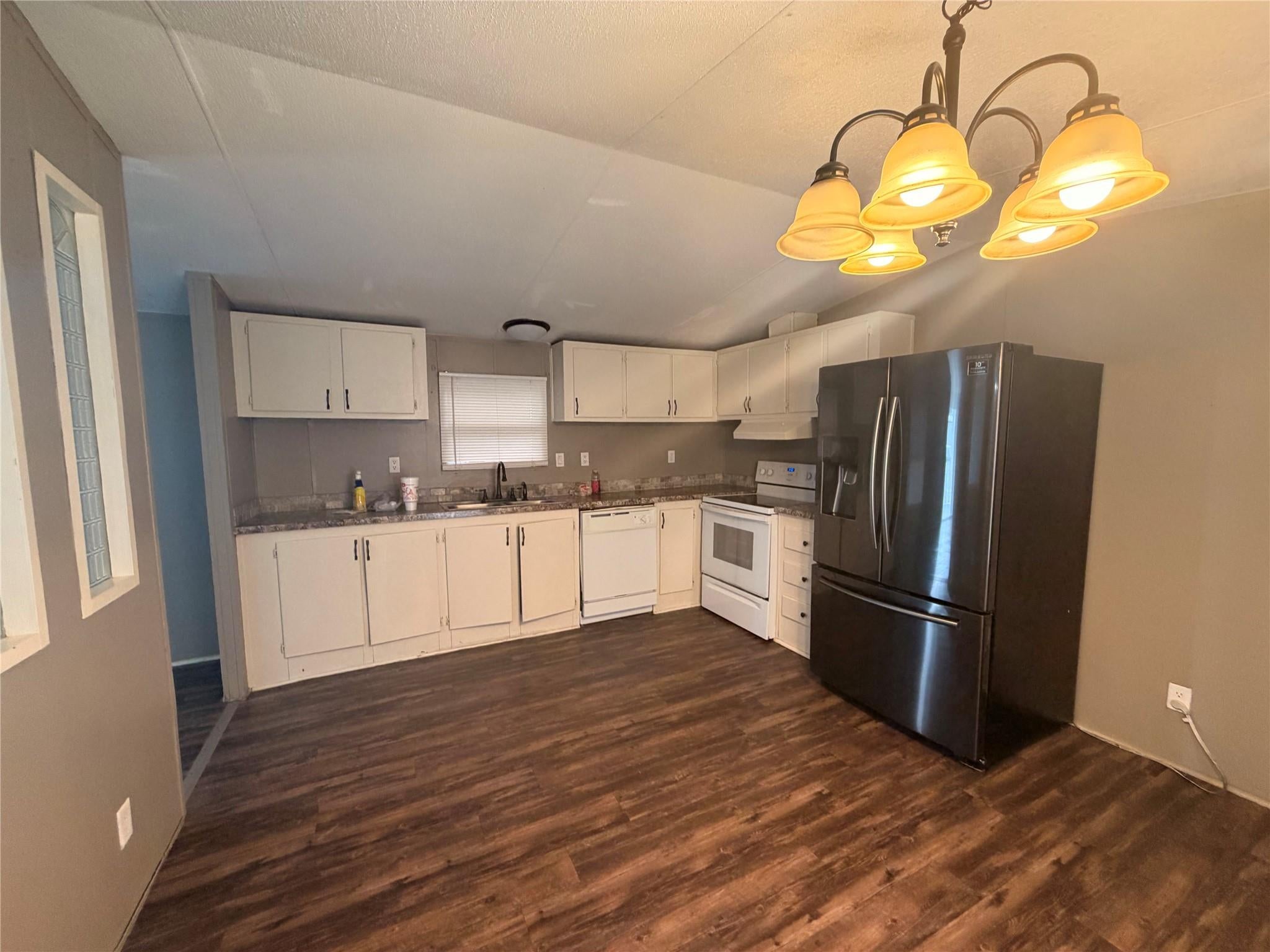 2021 N Battlebell Road 40