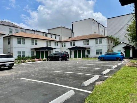 Photo of 2409 Bastrop St #4, Houston, TX 77004 (MLS # 74782550)