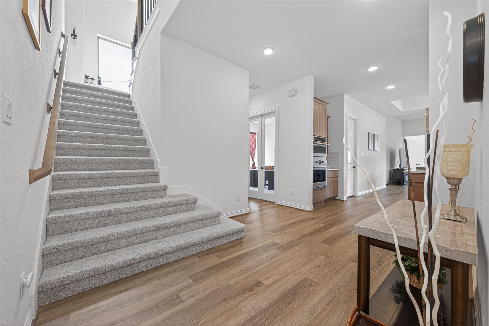 20802 Mirror Point Drive