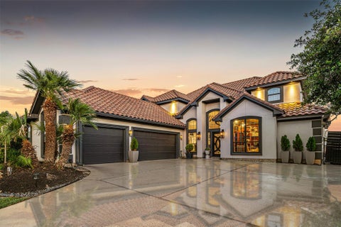 Photo of 12345 White Oak Point, Conroe, TX 77304 (MLS # 32167037)