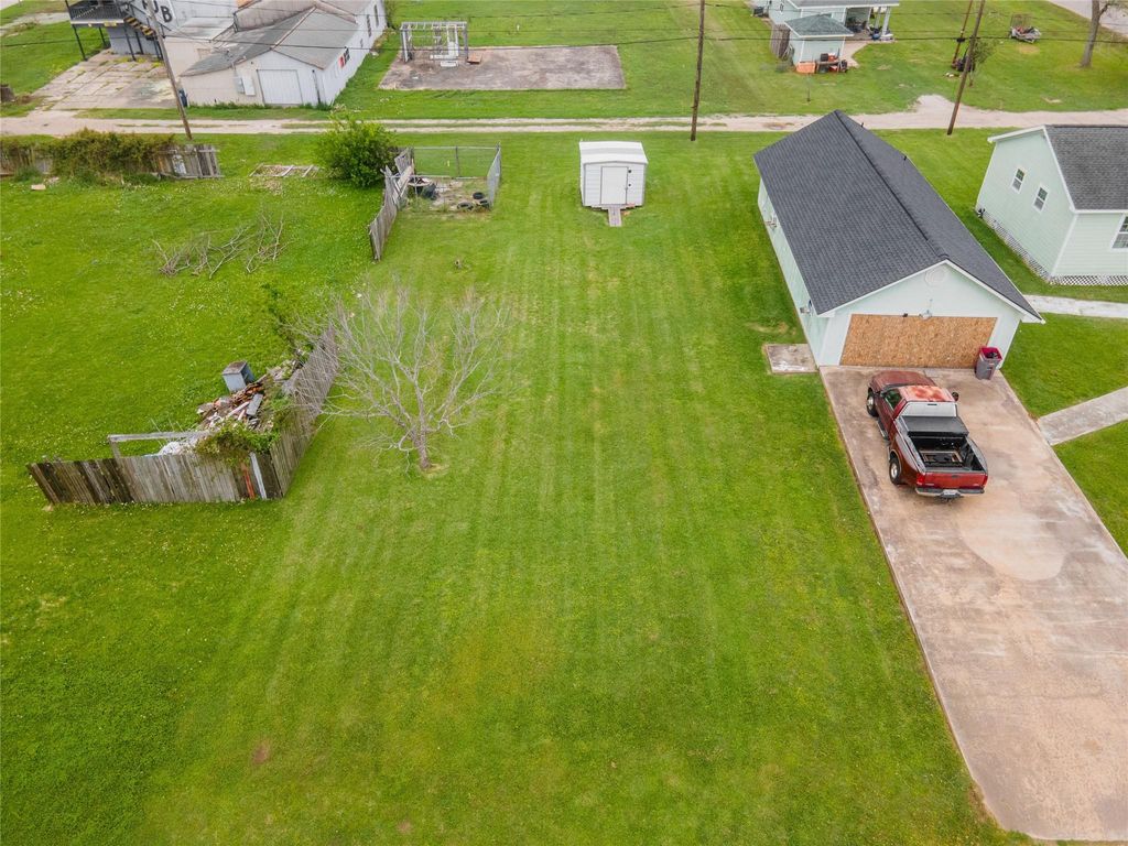 Photo of 414 S Avenue B, Freeport, TX 77541 (MLS # 81603702)