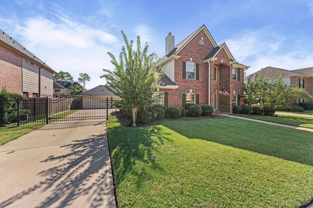 Photo of 5114 Brett Drive, Pearland, TX 77584 (MLS # 32477793)