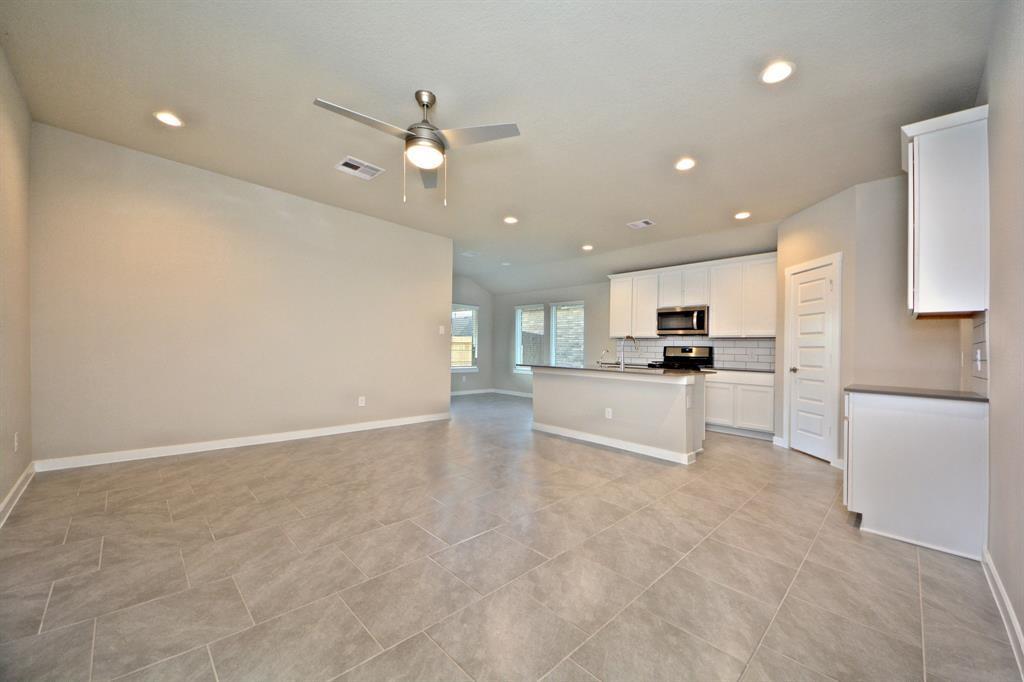 7703 Rainham Valley Lane
