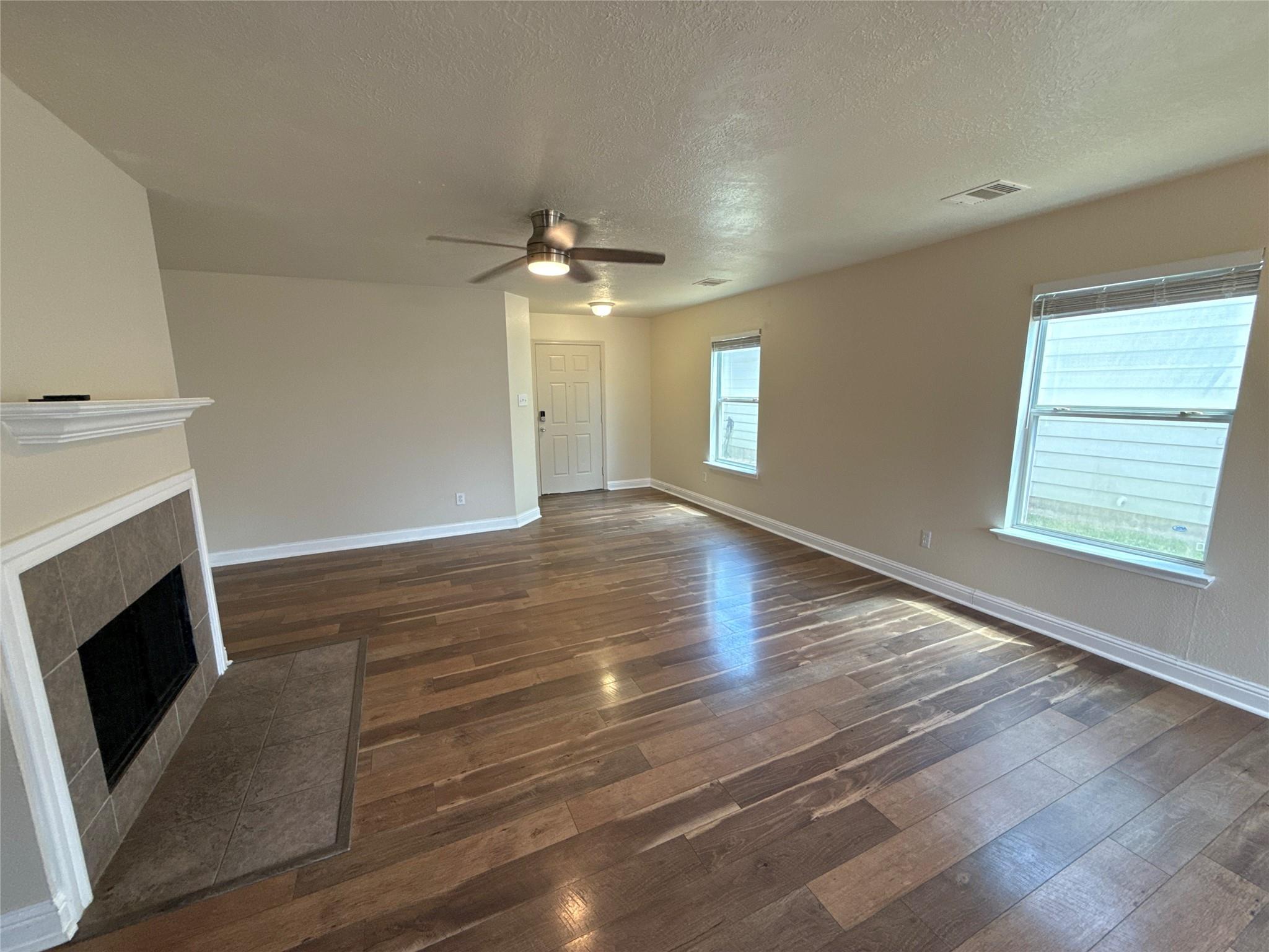 3115 Ribbon Creek Way