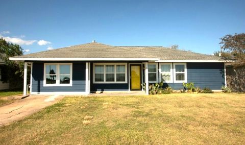 Photo of 1118 W 11th Street, Freeport, TX 77541 (MLS # 74774482)