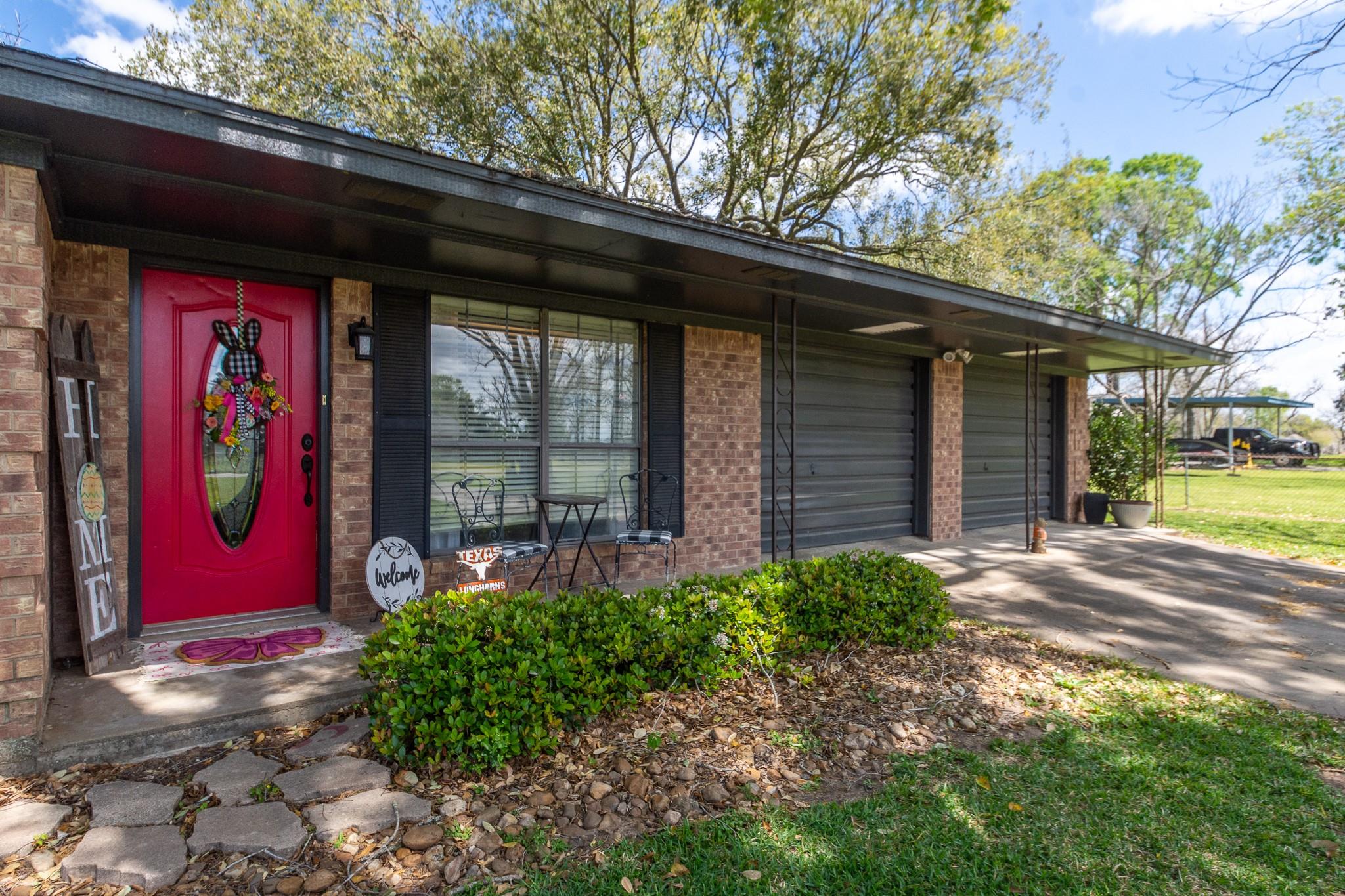832 County Road 903a