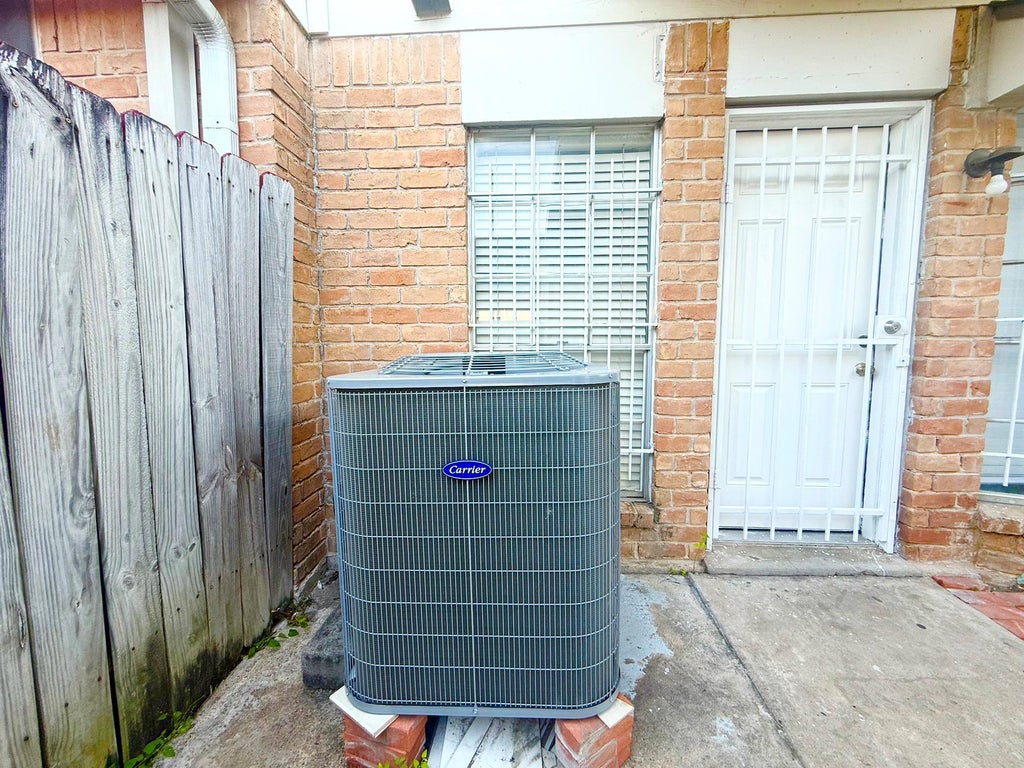 Photo of 11451 Beechnut St ST, Houston, TX 77072 (MLS # 4087614)