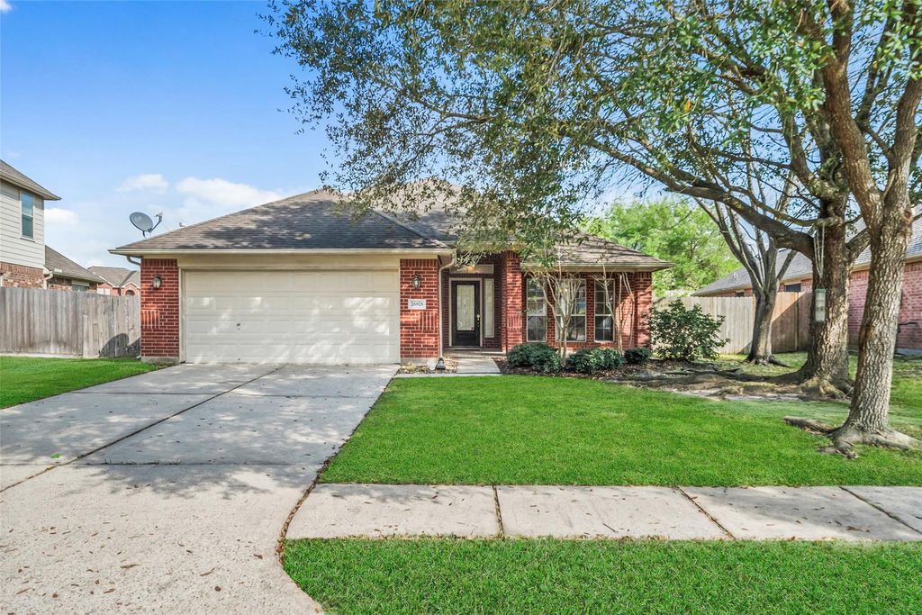 Photo of 26878 Regency Pines Drive, Kingwood, TX 77339 (MLS # 64416417)