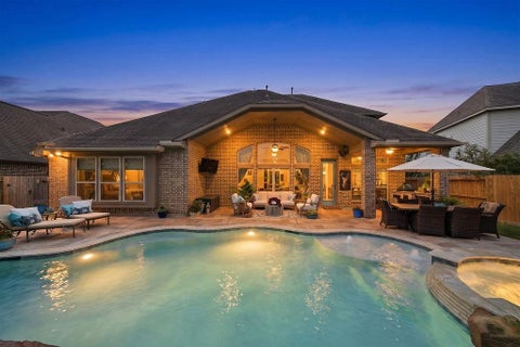 Photo of 2513 Royal Field Lane, Friendswood, TX 77546 (MLS # 28388898)