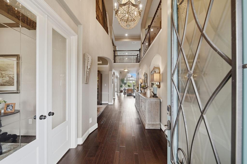 2513 Royal Field Lane