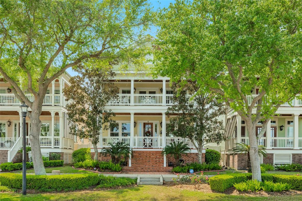 Photo of 6 Criolla Court, Galveston, TX 77554 (MLS # 79811428)