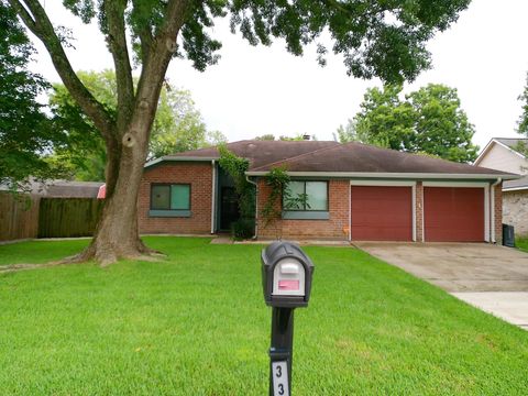 Photo of 335 Anchor Way, League City, TX 77573 (MLS # 7308398)