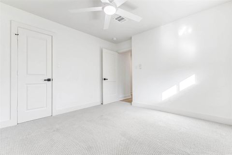 Tiny photo for 1803 Seaspray Court, Houston, TX 77008 (MLS # 11240047)